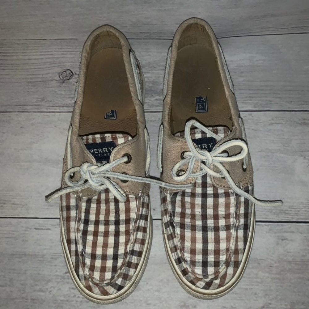Women’s Sperry 7 1/2M Shoes